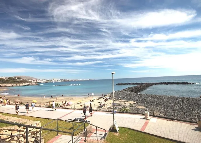 Luxury In Beachfront Complex In El Duque Area, Апартаменты *