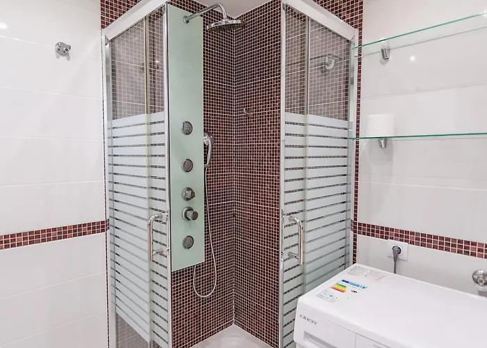 Luxury In Beachfront Complex In El Duque Area, Costa Adeje